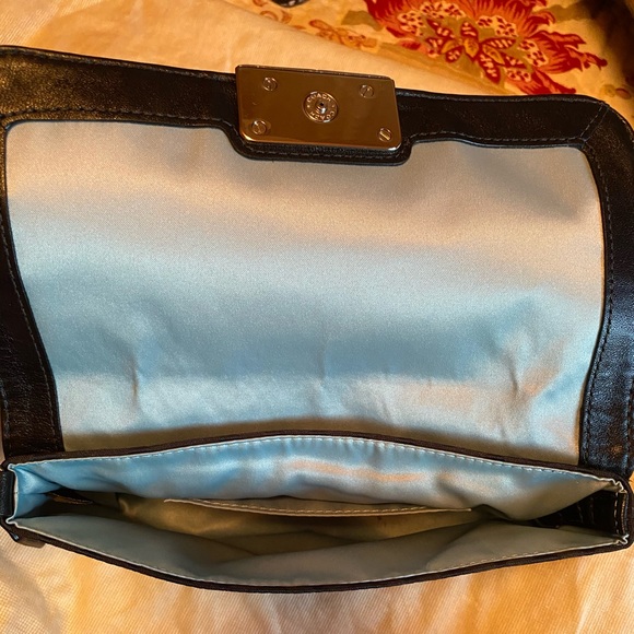 Vintage coach bag with wristlet - Picture 4 of 7